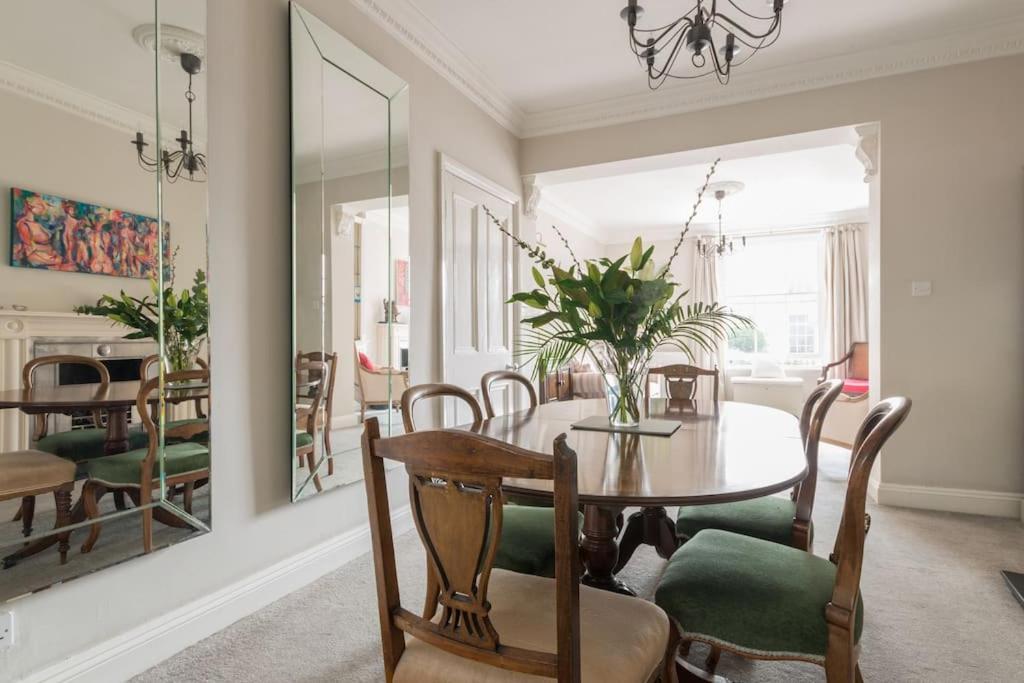 Four Bedroom Townhouse In Famous Suffolks Area Челтнем Екстер'єр фото